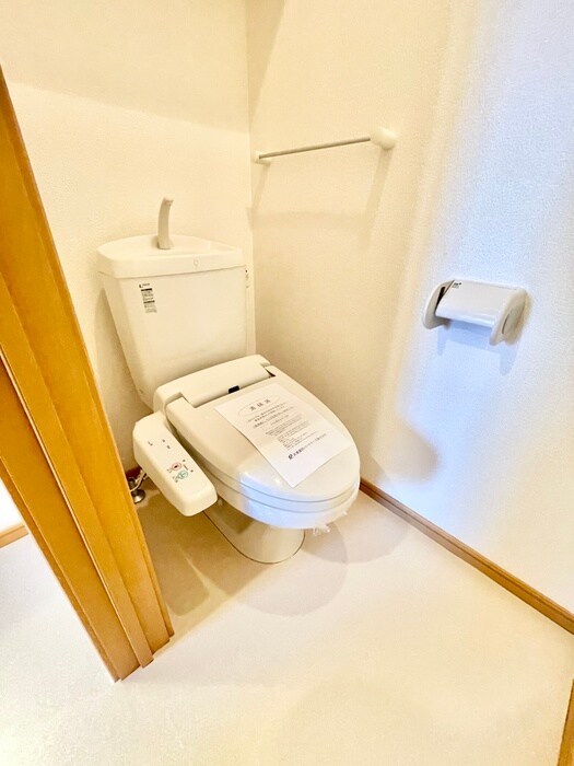 トイレ カ－サＫ．Ｆ．