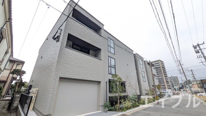 外観写真 シャーメゾン春日