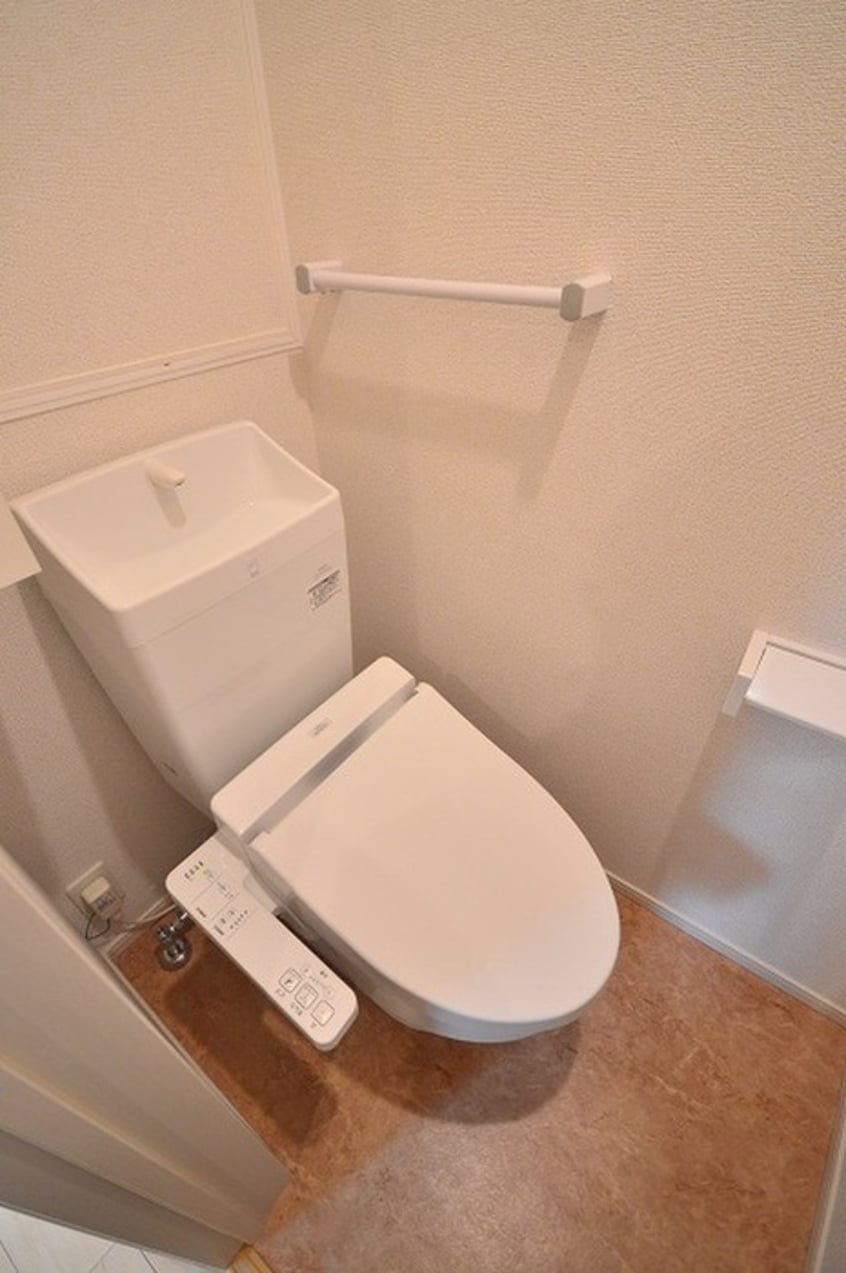 トイレ グランドソレイユ