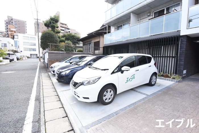 駐車場 シュルーク　アナーカ　大橋