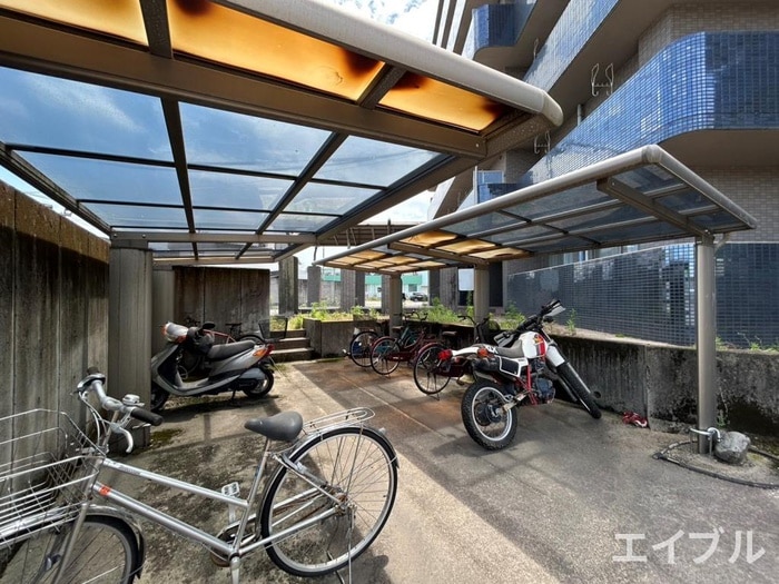 駐輪場 ライベクスト３５