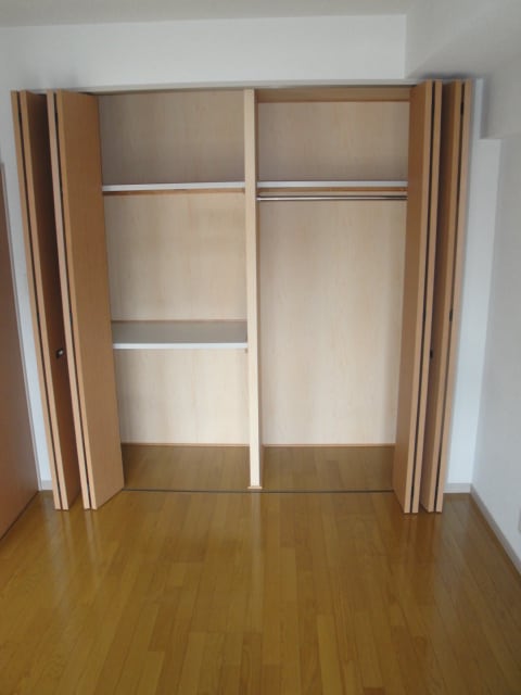 収納 ラビ－タ高宮