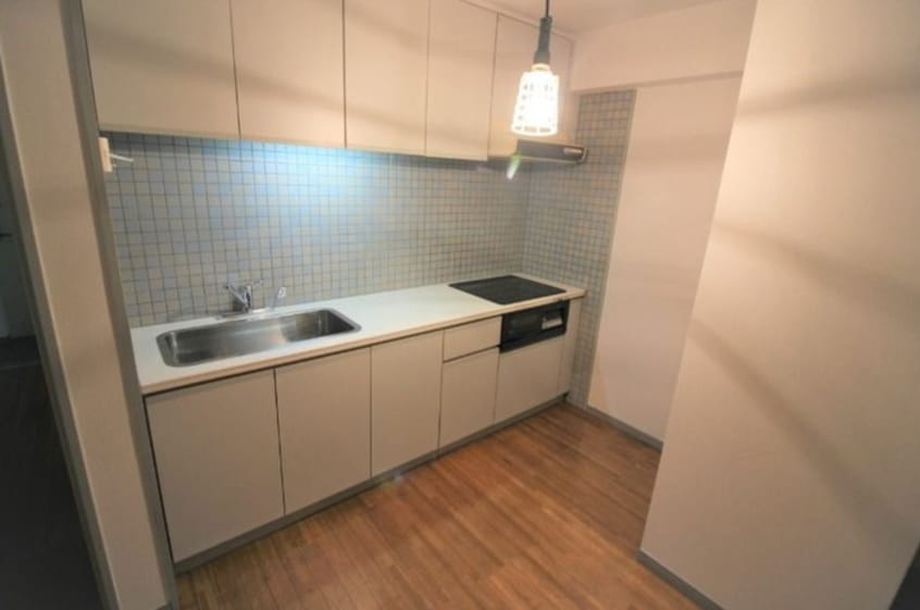 キッチン ﾛﾜ-ﾙﾏﾝｼｮﾝ･ｱ-ﾙ板付弐番館(315)