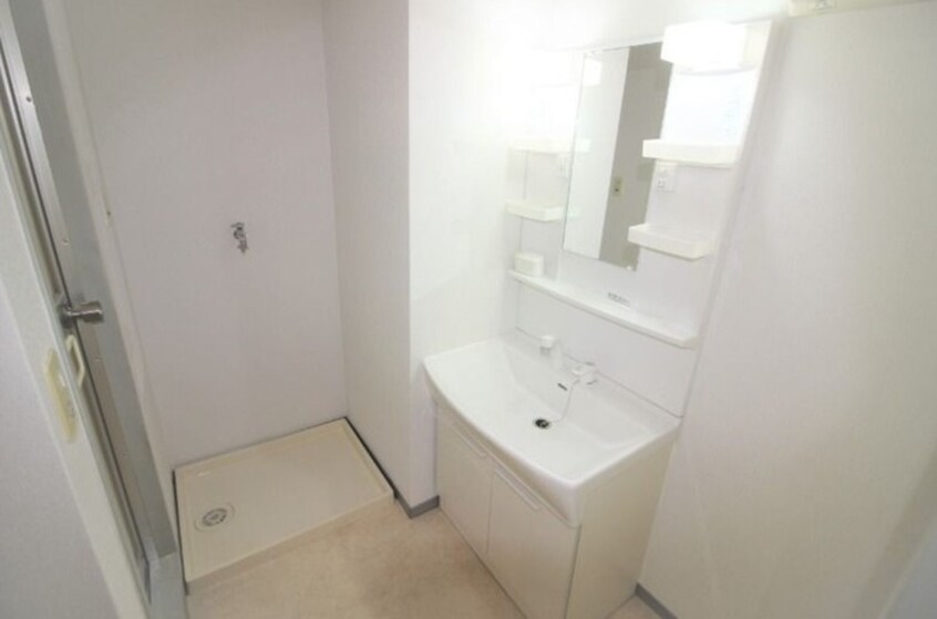 洗面 ﾛﾜ-ﾙﾏﾝｼｮﾝ･ｱ-ﾙ板付弐番館(315)