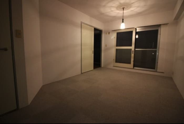 居室 ﾛﾜ-ﾙﾏﾝｼｮﾝ･ｱ-ﾙ板付弐番館(315)