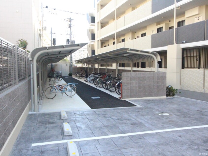駐輪場 アクタス上山門ツインズ（502）