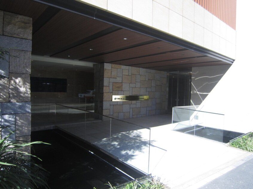 エントランス部分 ｴﾝｸﾚｽﾄ博多PREMIER（922）