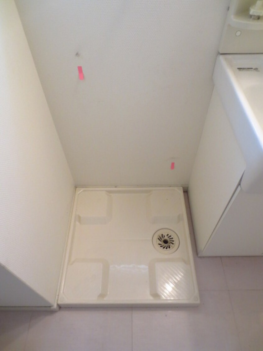 洗濯機置場 ﾚｼﾞﾃﾞﾝｼｬﾙﾋﾙｽﾞ博多東(504)