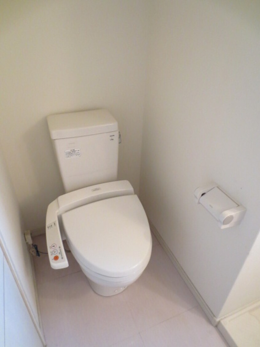 トイレ ﾚｼﾞﾃﾞﾝｼｬﾙﾋﾙｽﾞ博多東(504)