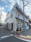 ハイツ大信の外観