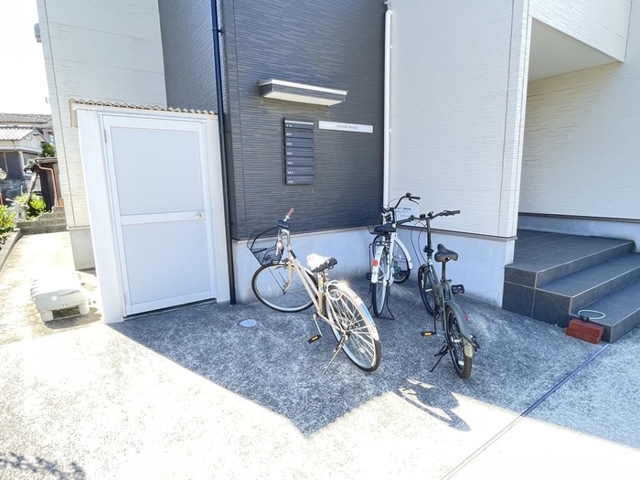 駐輪場 GRANDTIC朝倉街道