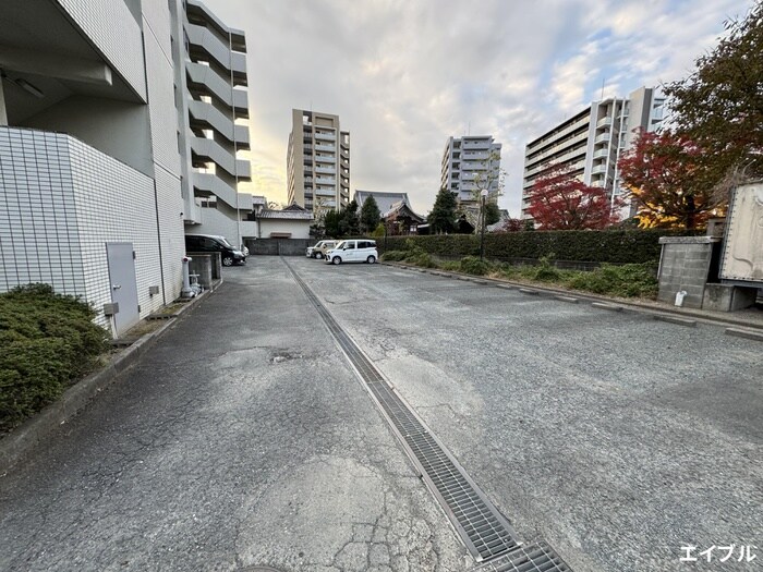 駐車場 レジデンス高屋敷