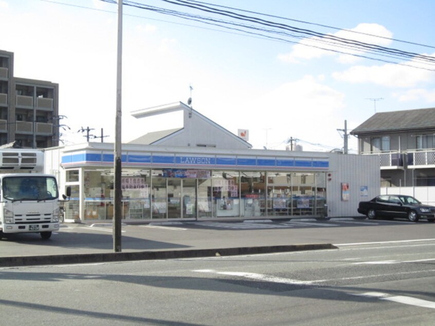 ローソン(コンビニ)まで400m ハセビエント