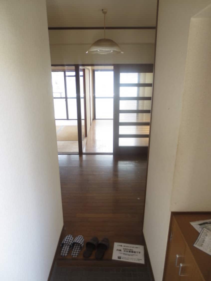 廊下 クレ－ル寺塚