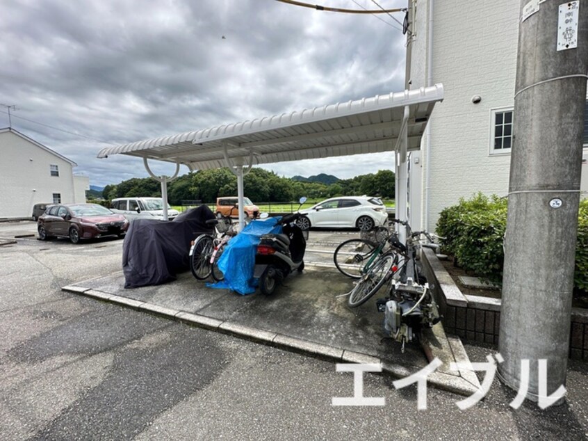 駐輪場 エム・ボヌールB