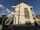 ホットライン唐原の外観