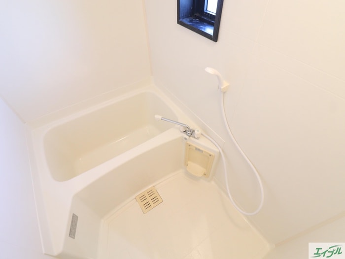 バス／シャワールーム等 アルベール石丸