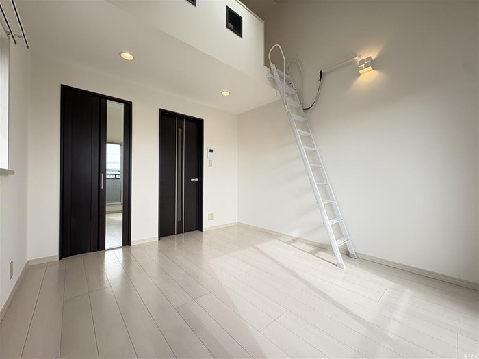 居室 エムビル香椎駅前