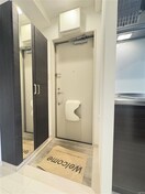 玄関 エムビル香椎駅前