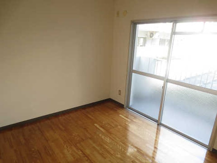 居室 シャトレ青山Ｂ