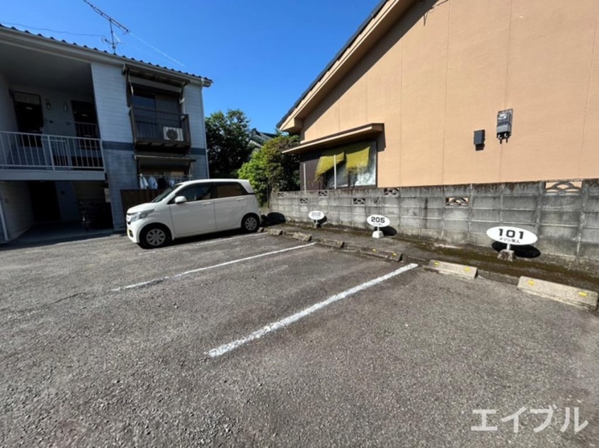 駐車場 メゾン隼人Ｂ