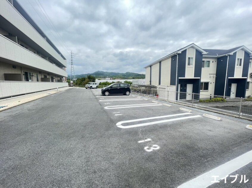 駐車場 パークハイム上津