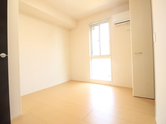 居室 サンハイム・チサ