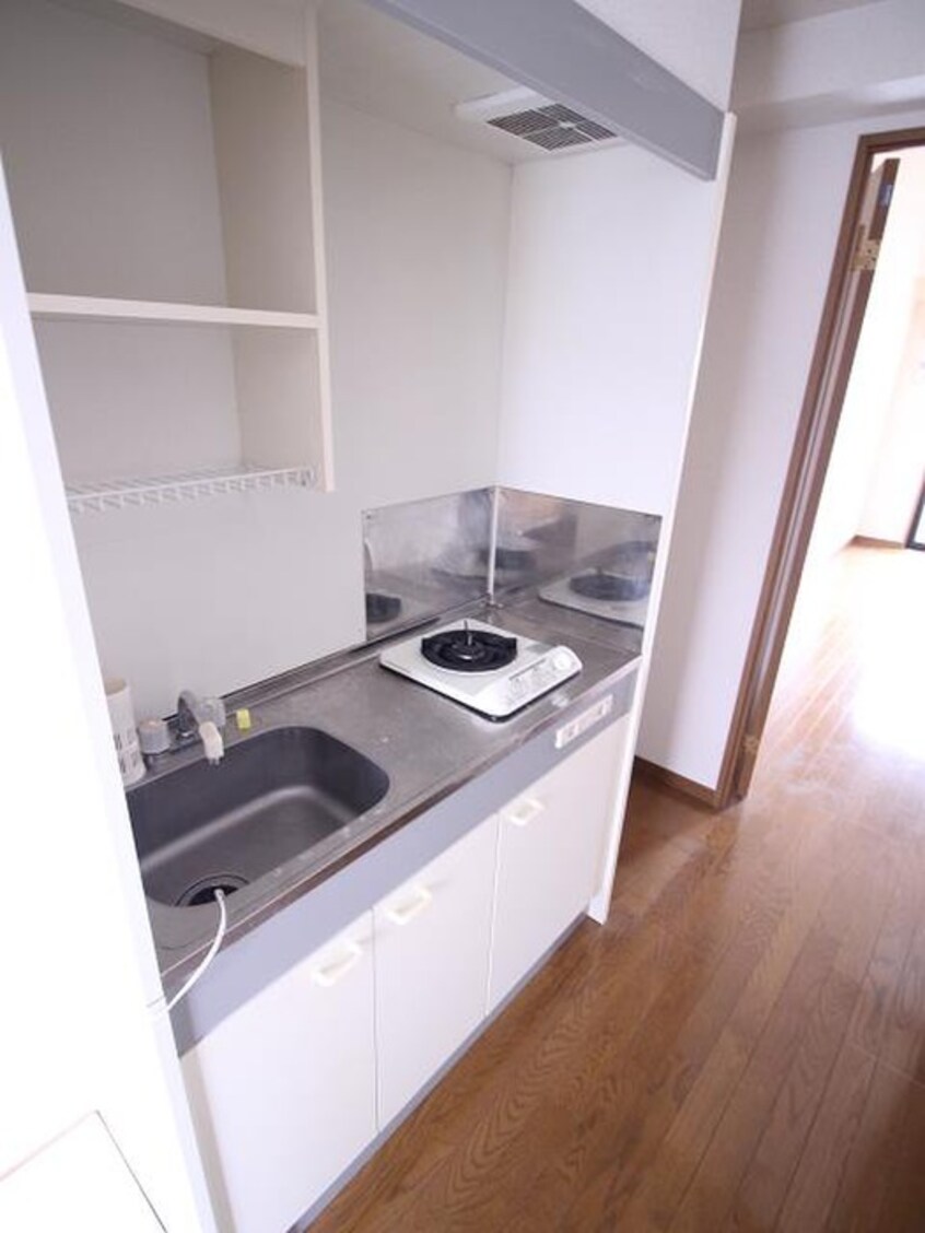 居室 フル－ル林