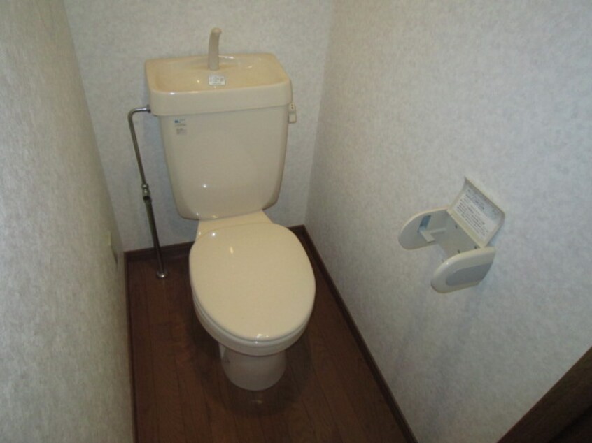 トイレ フル－ル林