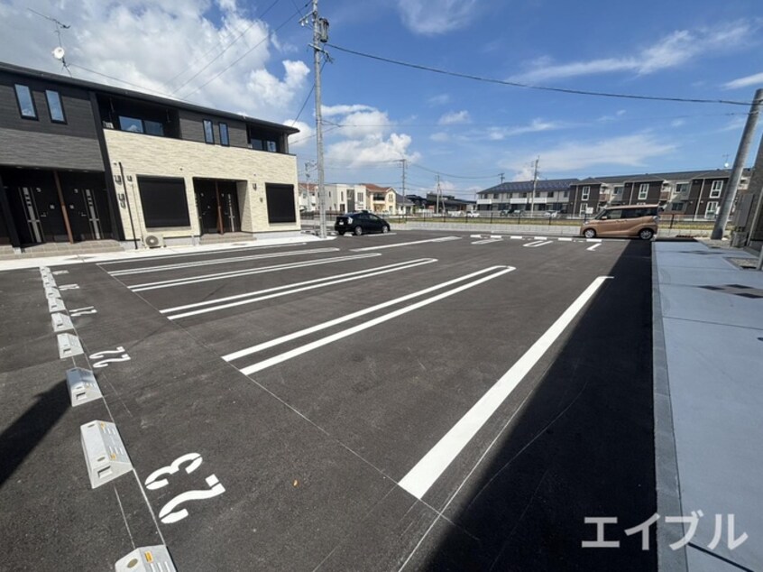 駐車場 メゾンドジュネスⅡ