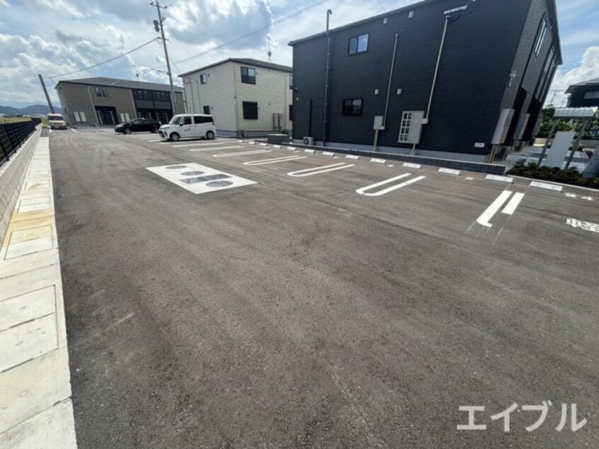 駐車場 メゾンドジュネスⅡ