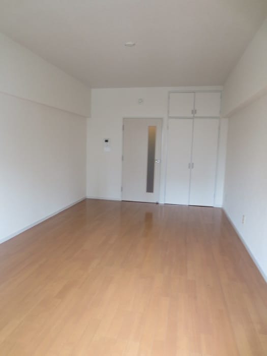 居室 ロイヤルハイツ春日