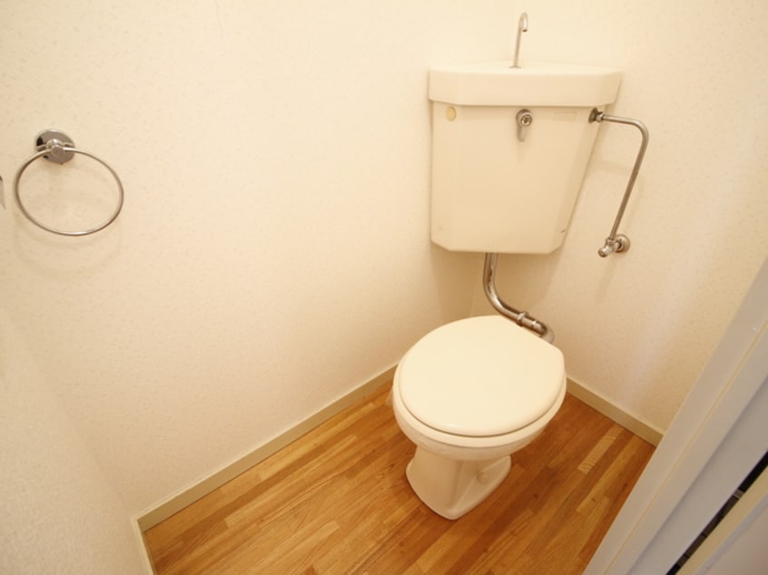 トイレ ロイヤルハイツ春日