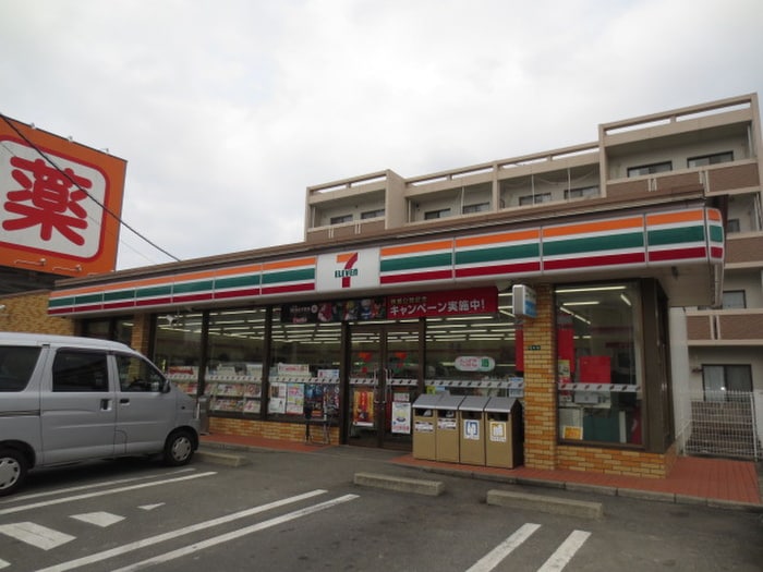 セブンイレブン(コンビニ)まで1900m ヴェステンキ－ファ－