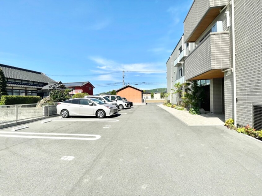 駐車場 シャーメゾンステージ本城　A