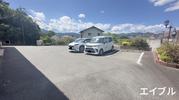 駐車場 グランツシュテイル飯塚