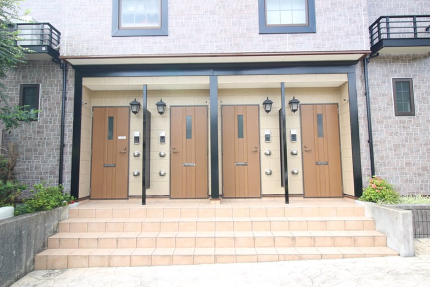 エントランス部分 セイバリ－ヒルズ希みが丘