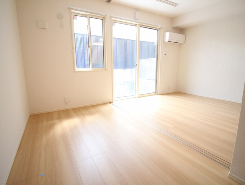 居室 パープルシャイン蒲生