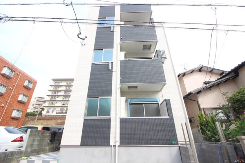 エントランス部分 A・RATA