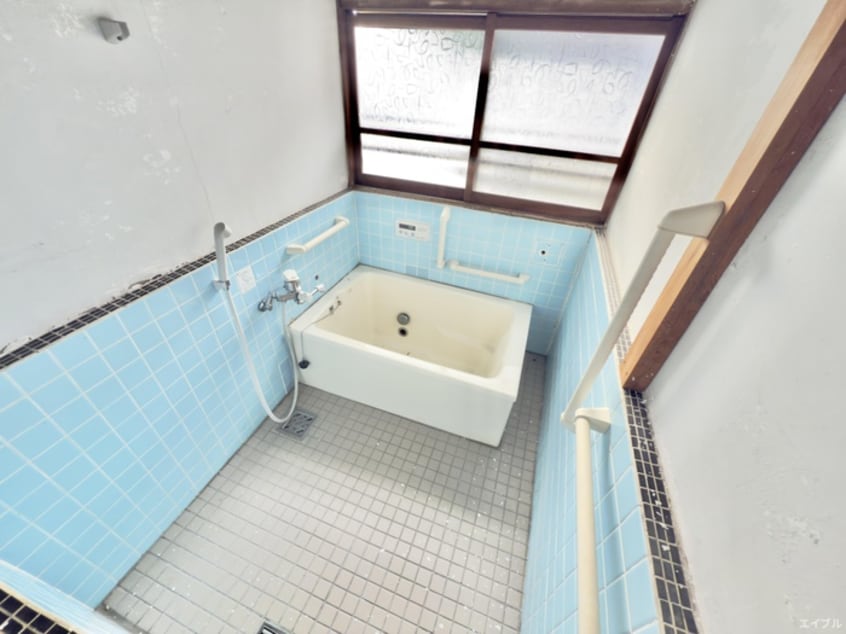 バス／シャワールーム等 中の原戸建