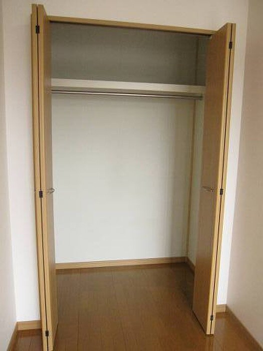 収納 グランド・コスモ