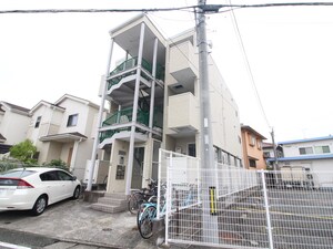 ブライトネス姪浜
