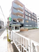 第一名山ビルの外観