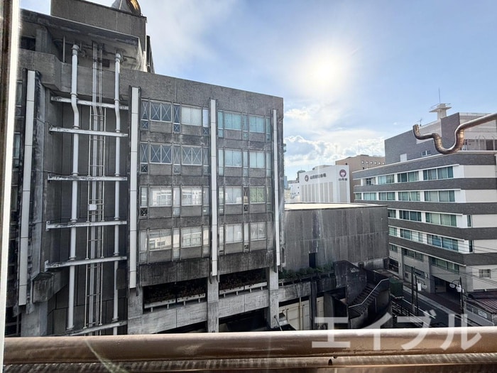 室内からの展望 第一名山ビル