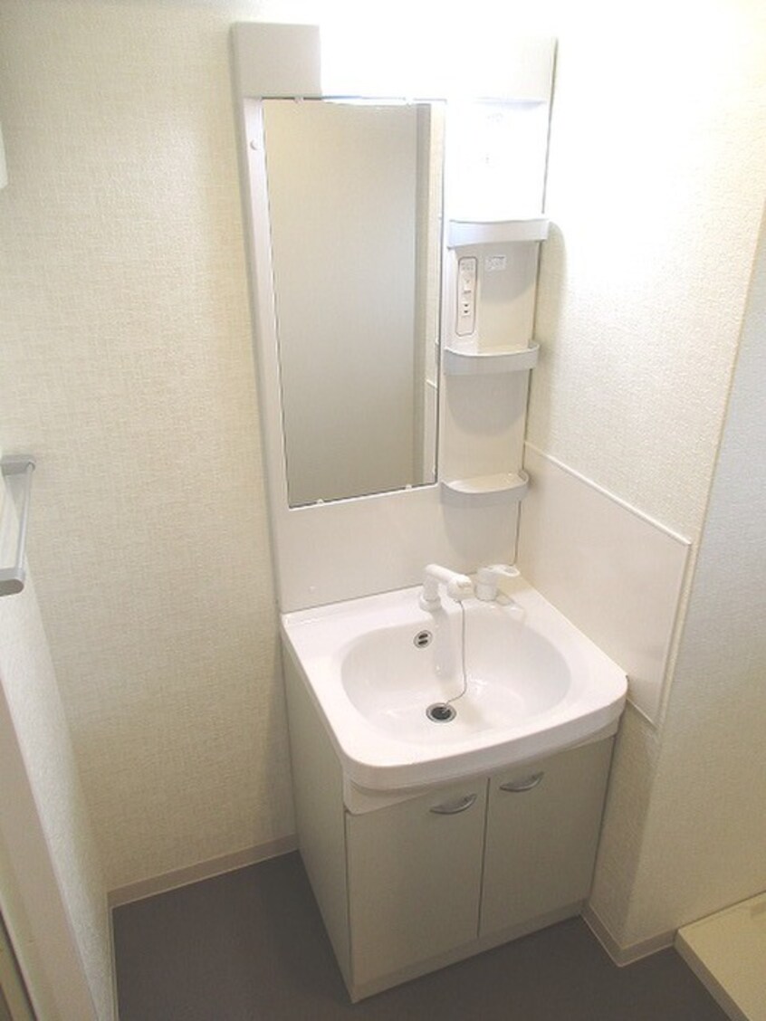 洗面 ハイネス槻田