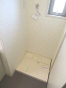 洗濯機置場 ハイネス槻田