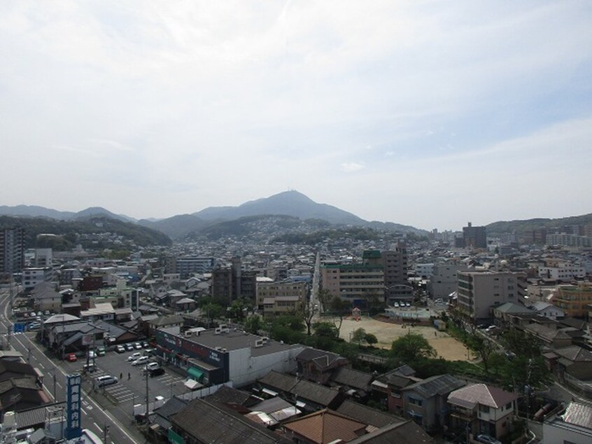 室内からの展望 ハイネス槻田