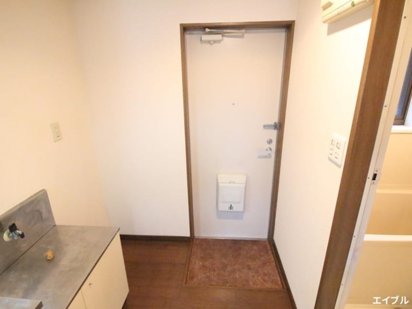 玄関 エヌ・ヴィレッジ