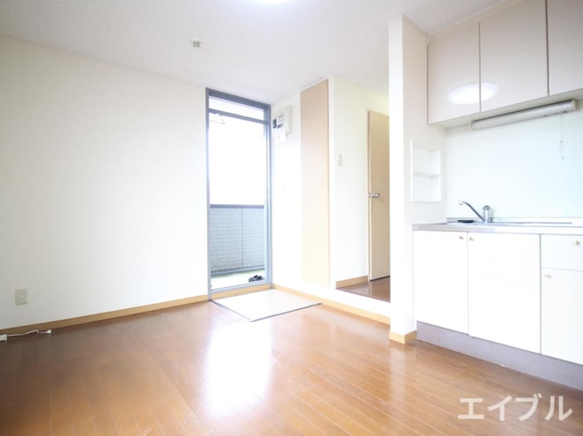 居室 ＪＹＵＲＡＫＵ