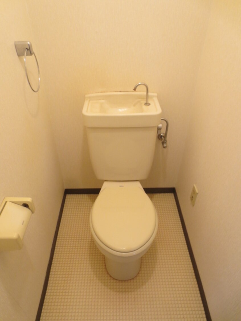 トイレ シャトレ南王子